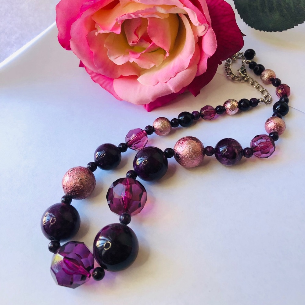 Acrylic Purple Beads Necklace - Picture 2 of 3